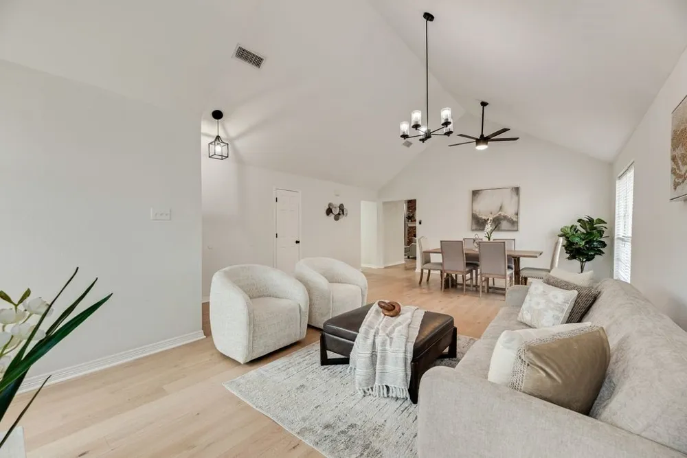 1412 Melody Lane Carrollton, TX 75006