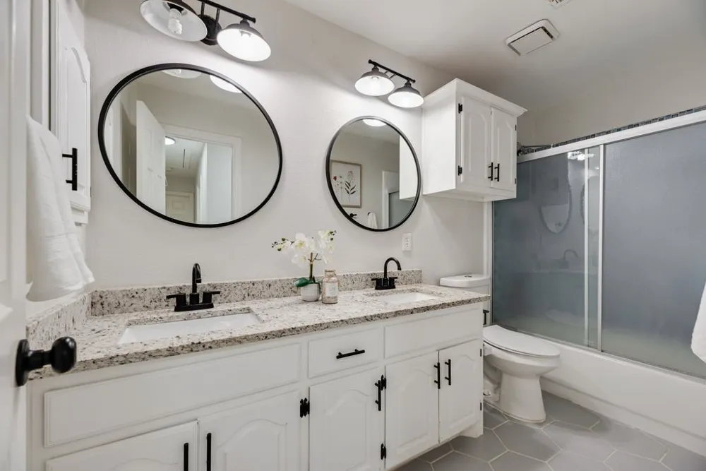 1412 Melody Lane Carrollton, TX 75006