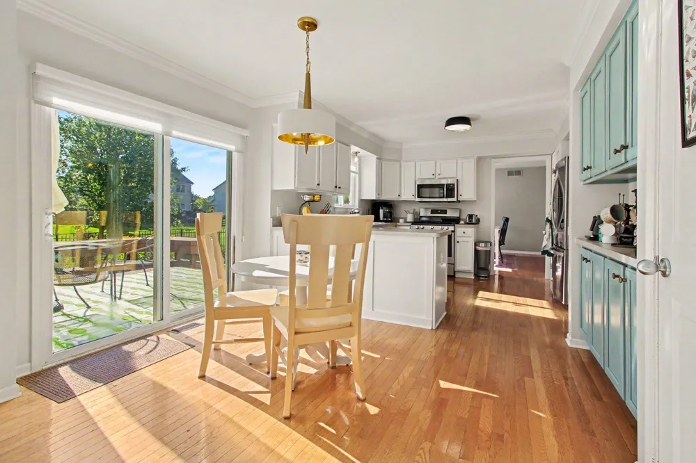 1452 Carston Lane Chelsea, MI 48118
