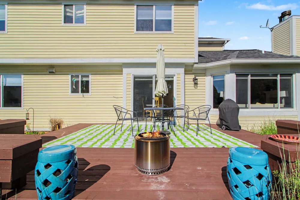 1452 Carston Lane Chelsea, MI 48118