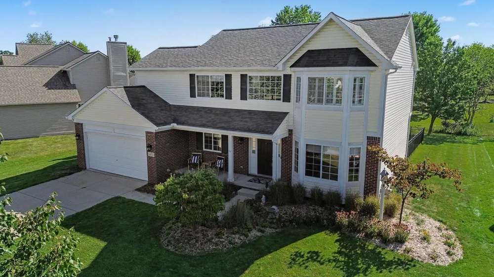 1452 Carston Lane Chelsea, MI 48118
