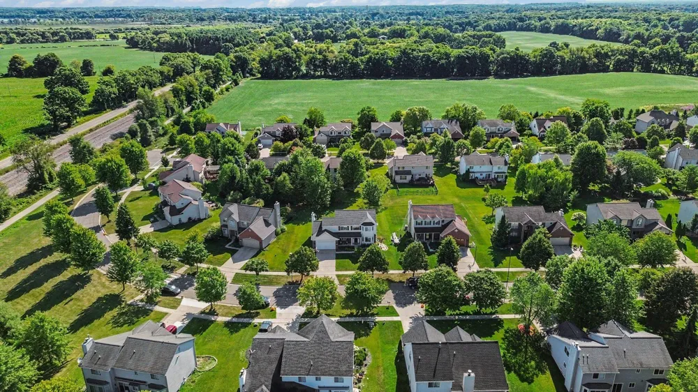 1452 Carston Lane Chelsea, MI 48118