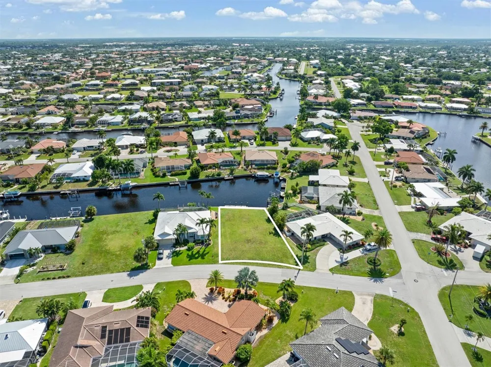 834 SANTA MARGERITA LANE Punta Gorda, FL 33950