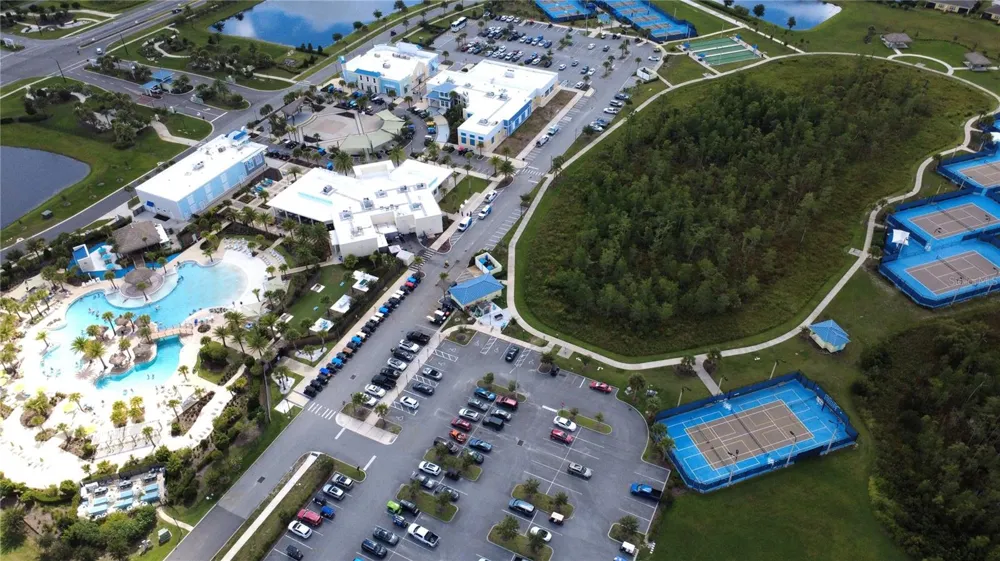 422 CORAL REEF WAY Daytona Beach, FL 32124