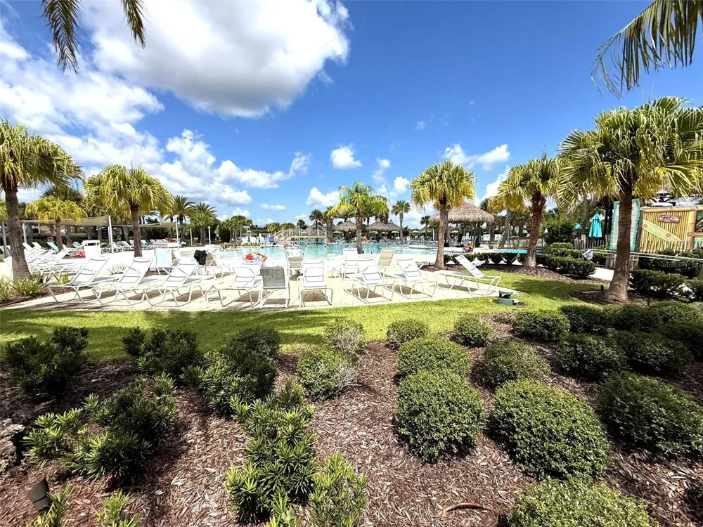 422 CORAL REEF WAY Daytona Beach, FL 32124