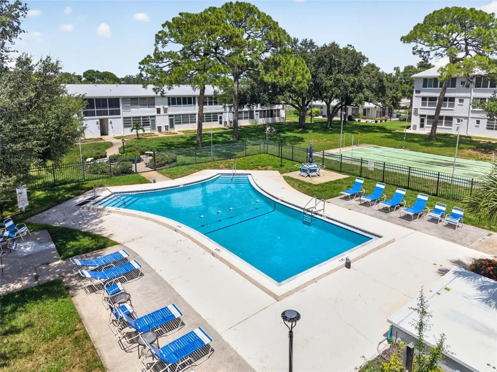 1000 79TH AVENUE #111 St Petersburg, FL 33702