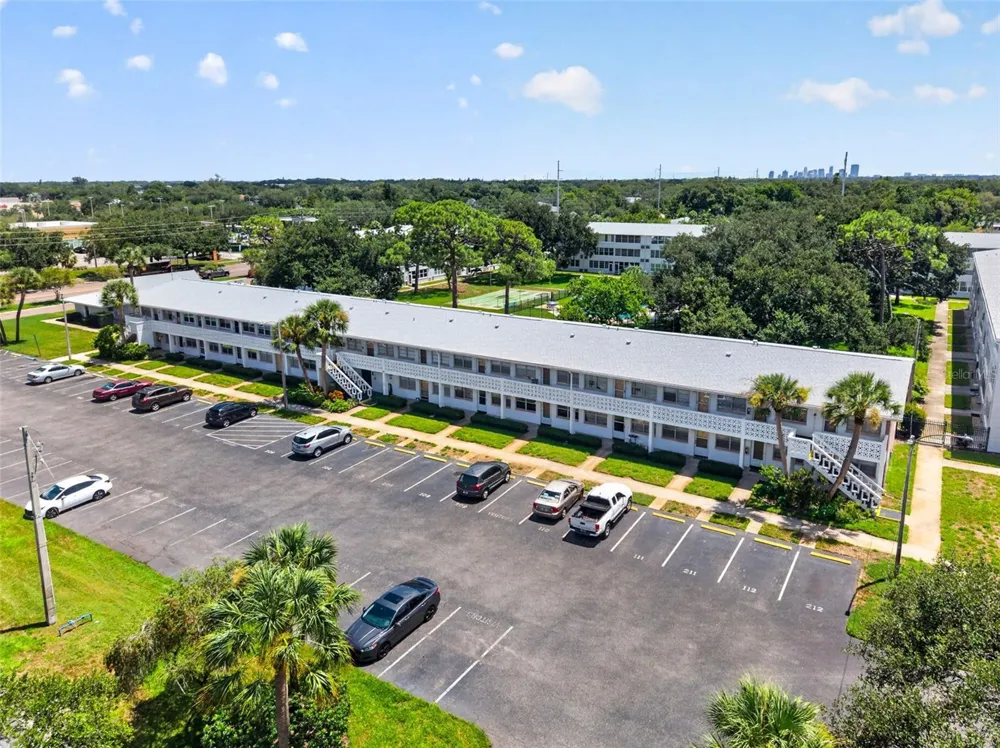 1000 79TH AVENUE #111 St Petersburg, FL 33702