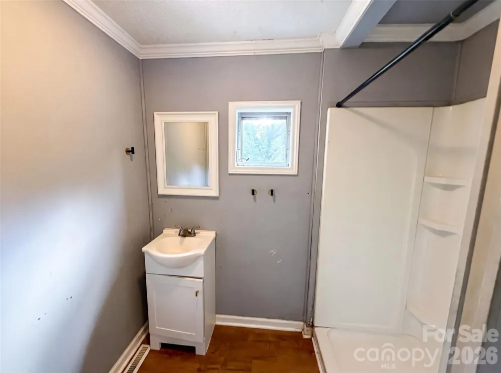831 Fairview Street Kannapolis, NC 28083