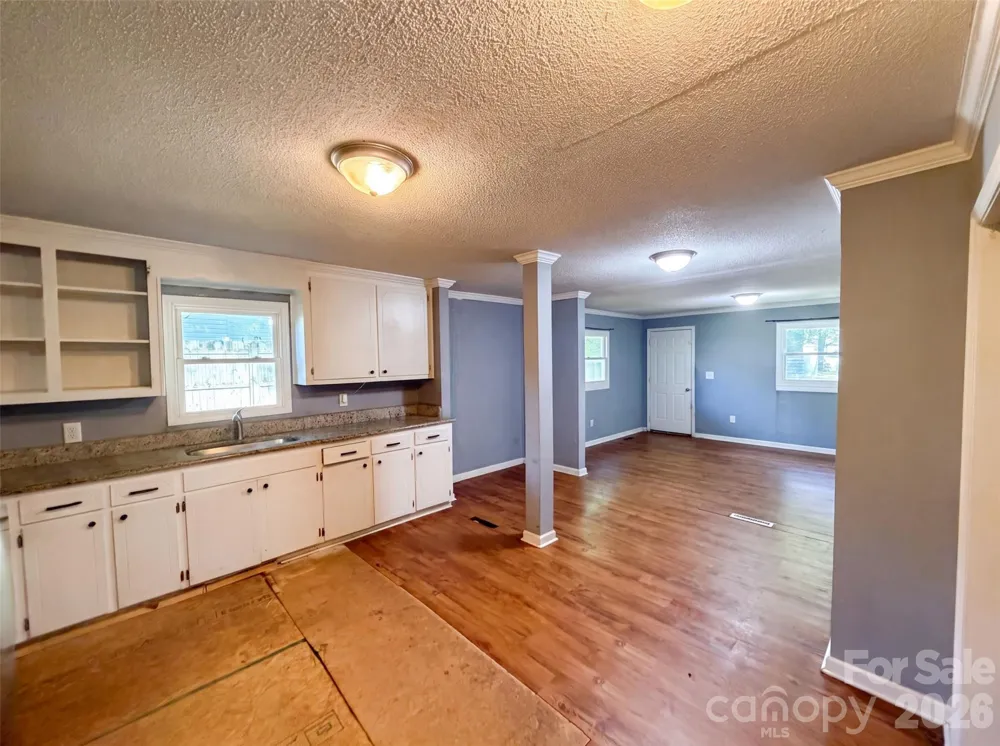 831 Fairview Street Kannapolis, NC 28083