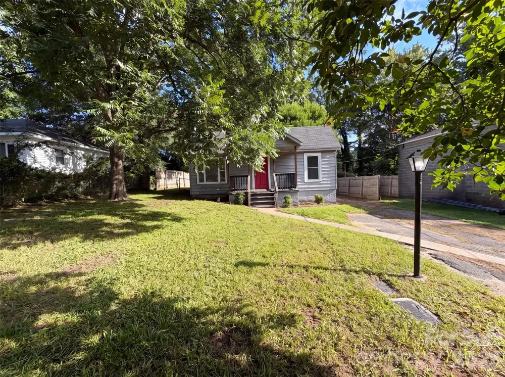 831 Fairview Street Kannapolis, NC 28083