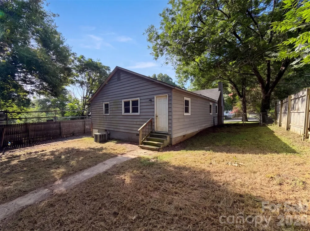 831 Fairview Street Kannapolis, NC 28083