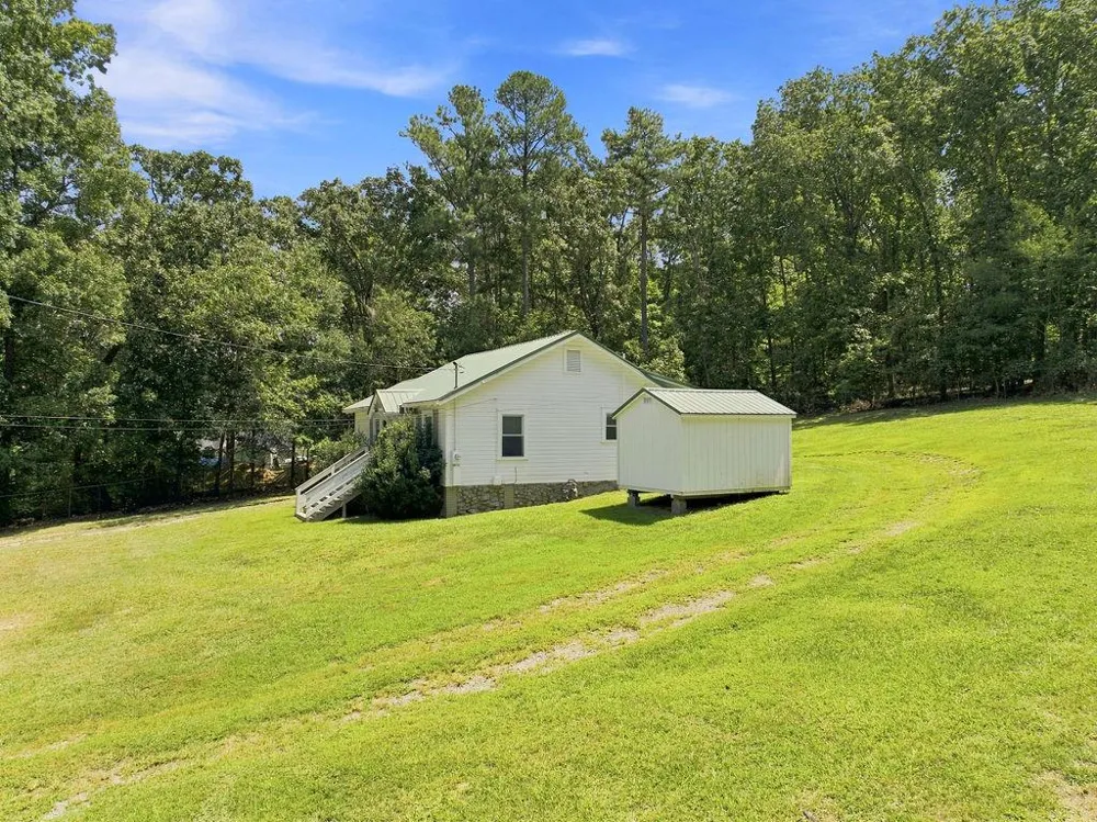 244 Pleasant Valley Road SE Silver Creek, GA 30173