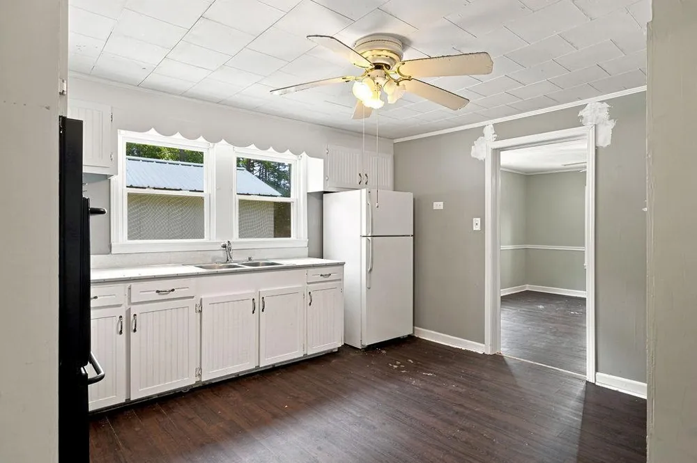 244 Pleasant Valley Road SE Silver Creek, GA 30173
