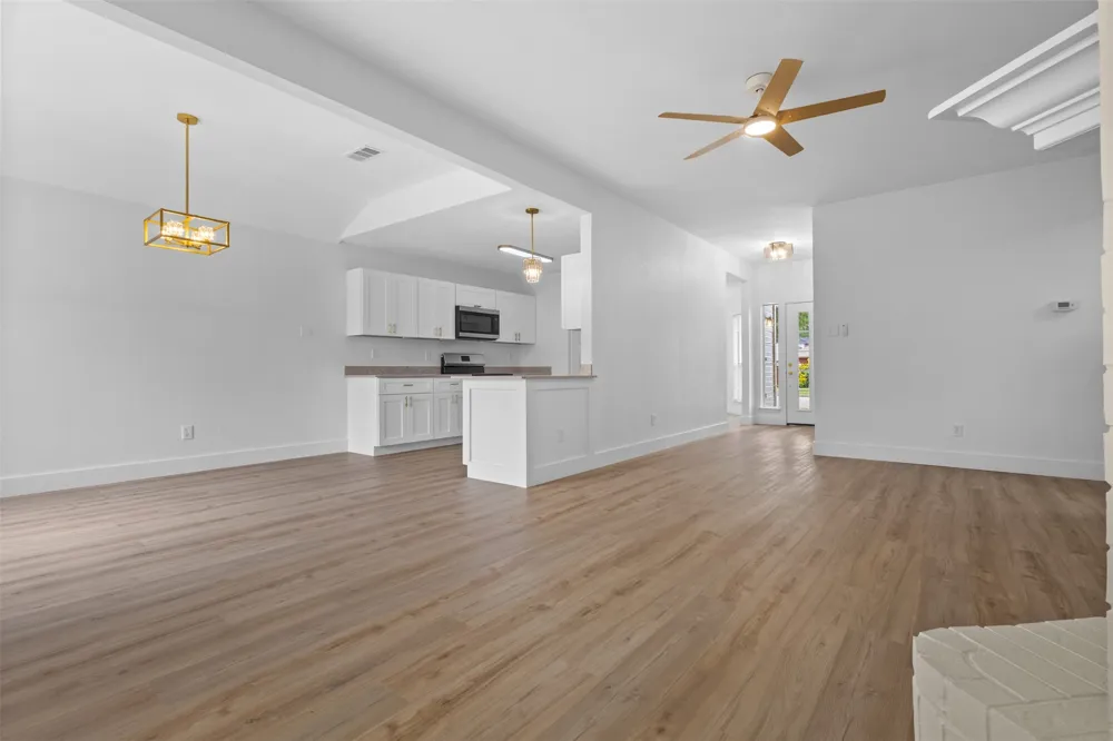 7205 Airline Drive Rowlett, TX 75089