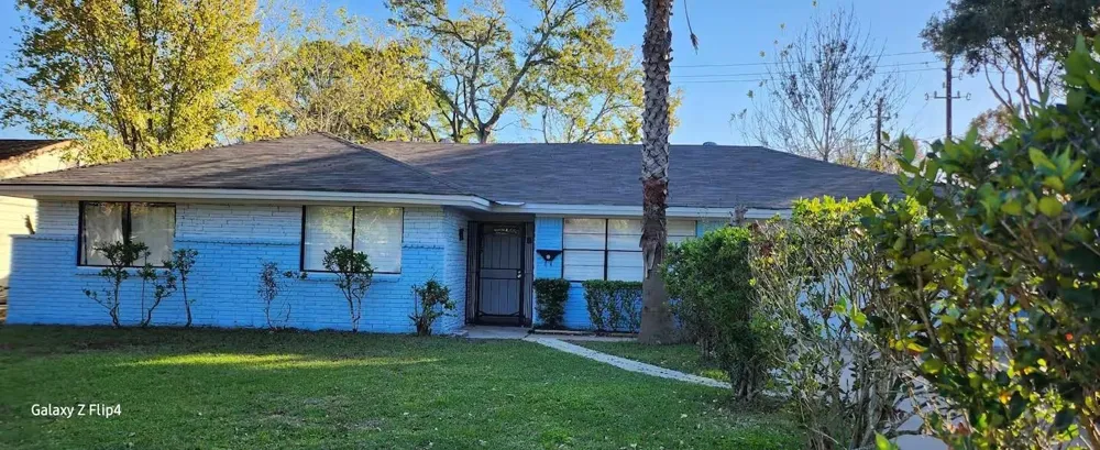 5515 W Airport Boulevard Houston, TX 77035