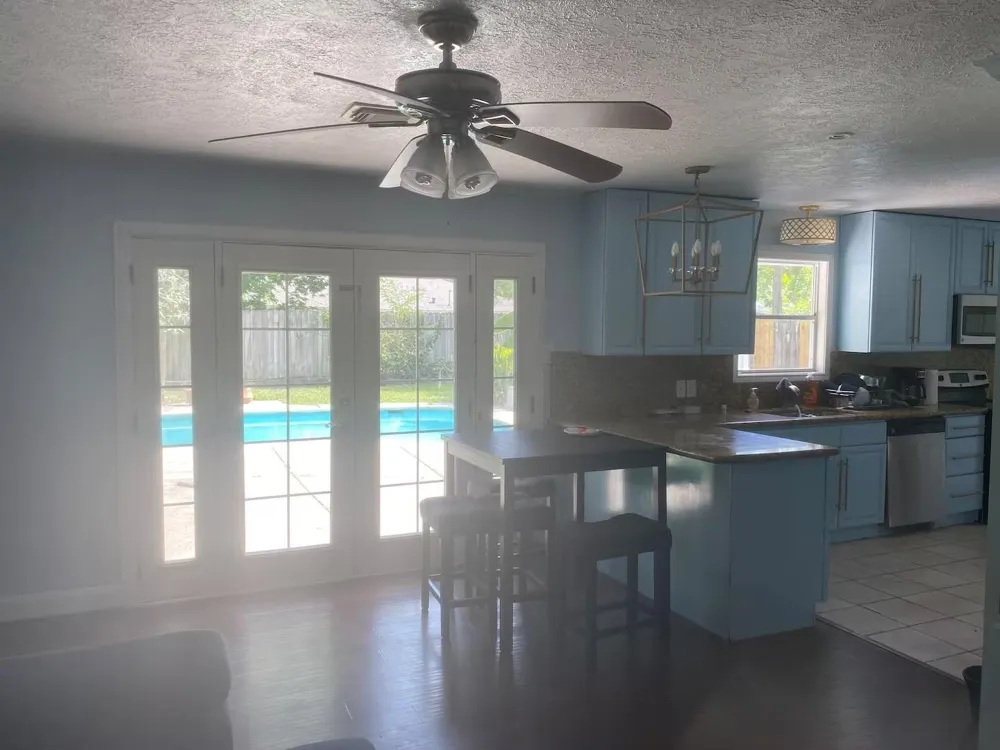 5515 W Airport Boulevard Houston, TX 77035