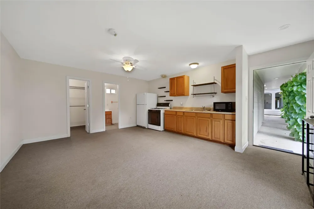 1583 Sue Barnett Drive Houston, TX 77018