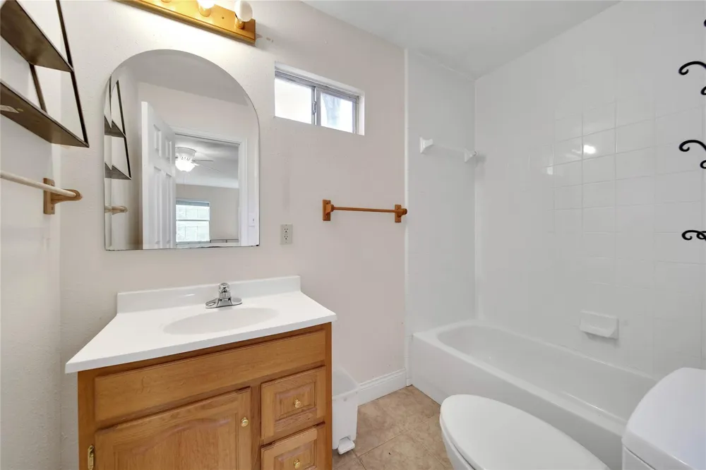 1583 Sue Barnett Drive Houston, TX 77018