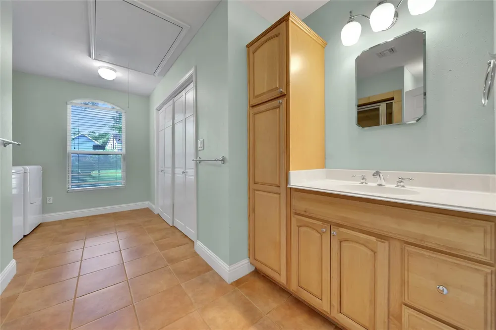 1583 Sue Barnett Drive Houston, TX 77018
