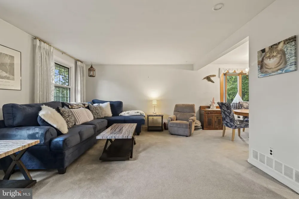 240 WINDING WAY ROAD Stratford, NJ 08084