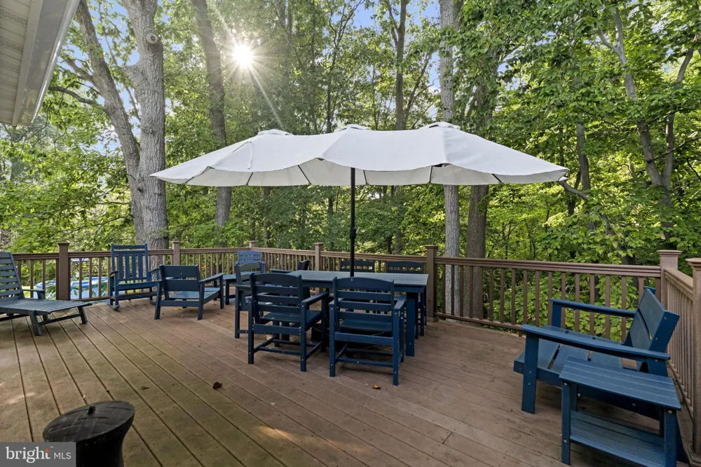 240 WINDING WAY ROAD Stratford, NJ 08084