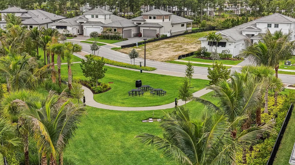 9525 St Germain Drive Palm Beach Gardens, FL 33412