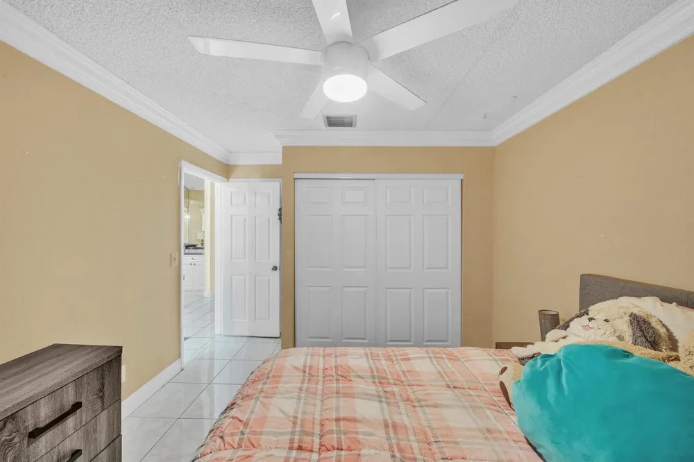 3920 SW 69th Terrace #7-S Miramar, FL 33023