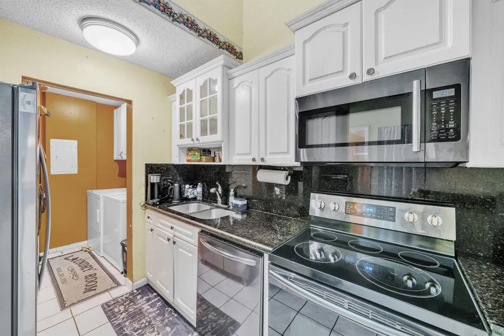 3920 SW 69th Terrace #7-S Miramar, FL 33023