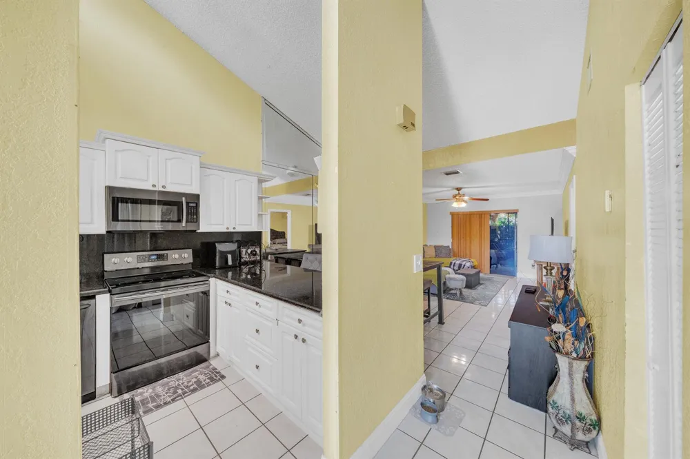 3920 SW 69th Terrace #7-S Miramar, FL 33023