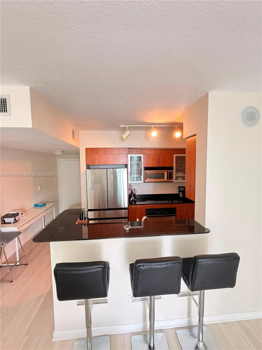 335 S Biscayne Blvd #2003 Miami, FL 33131