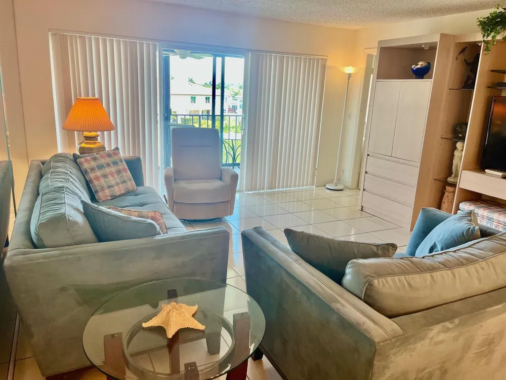 4090 TIVOLI COURT #301 Lake Worth, FL 33467
