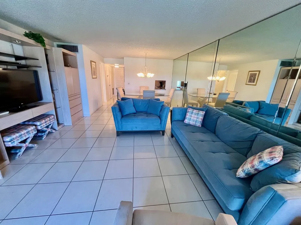 4090 TIVOLI COURT #301 Lake Worth, FL 33467