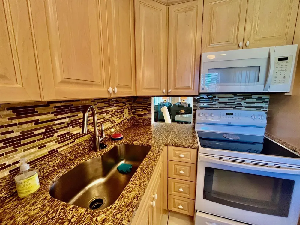 4090 TIVOLI COURT #301 Lake Worth, FL 33467