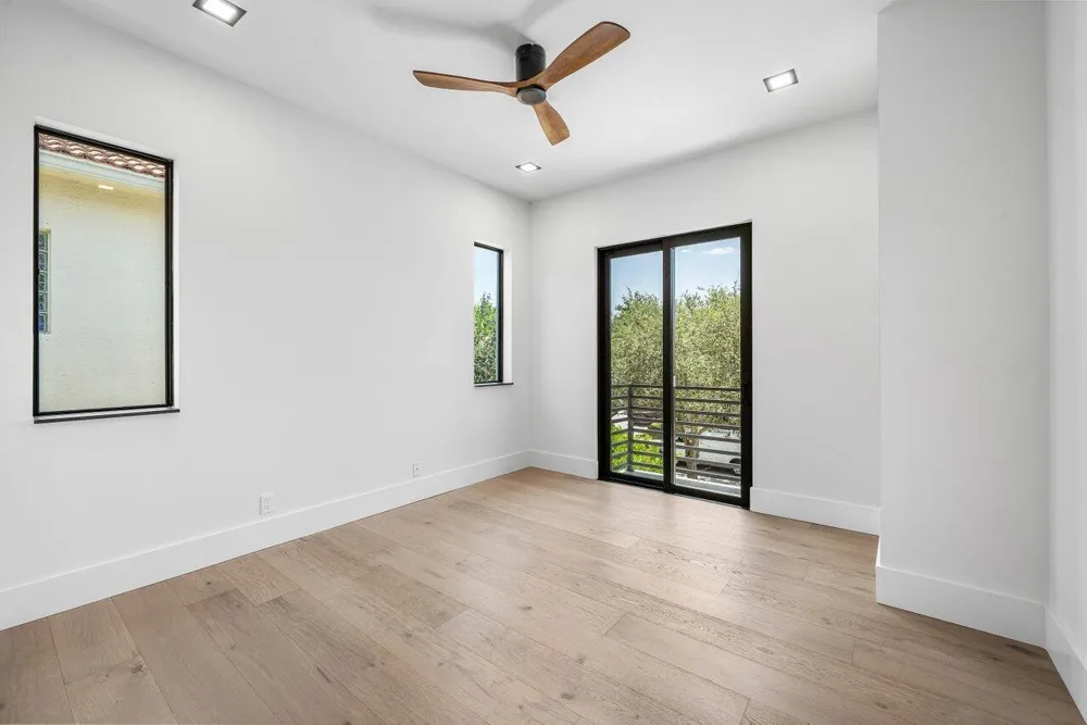 17931 LAKE AZURE WAY Boca Raton, FL 33496