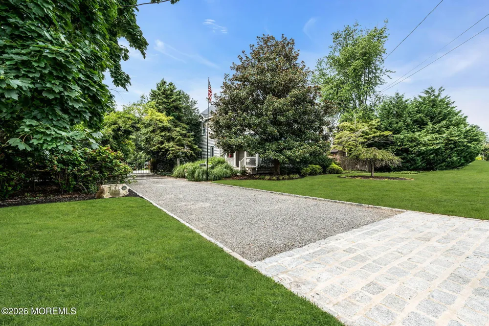 993 Atlantic Avenue Manasquan, NJ 08736