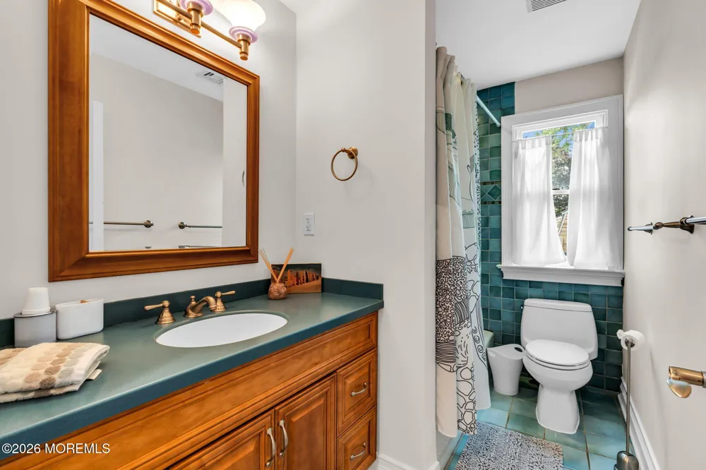 993 Atlantic Avenue Manasquan, NJ 08736