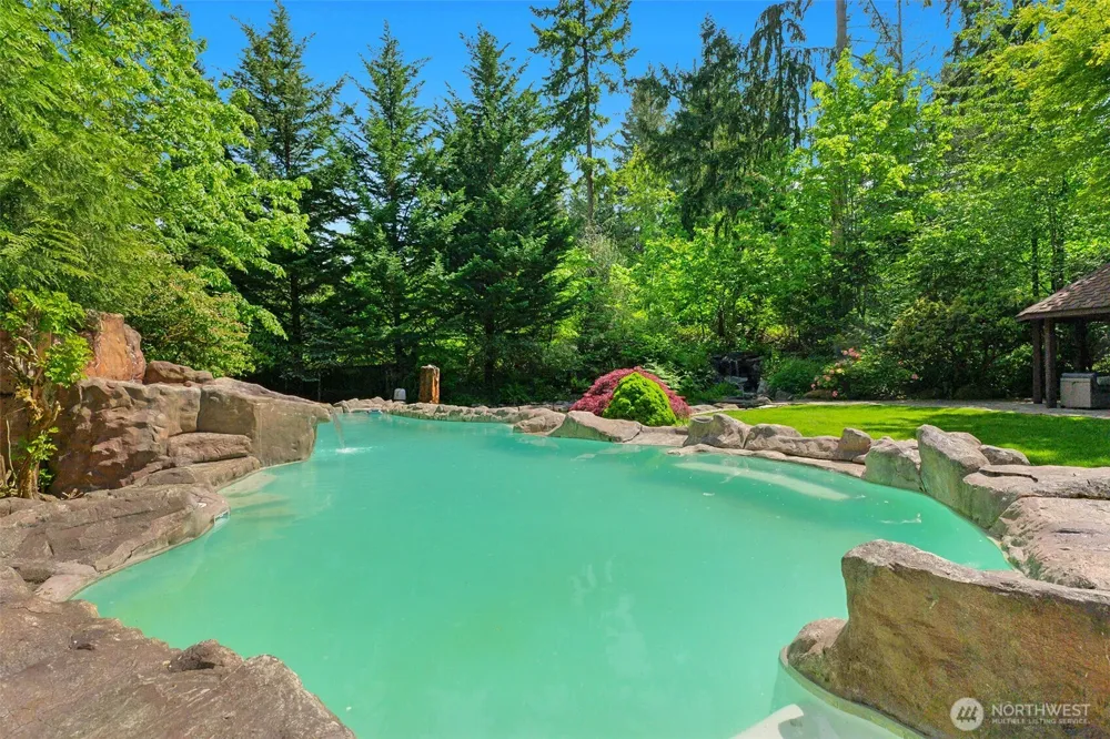 5204 178th Avenue E Lake Tapps, WA 98391