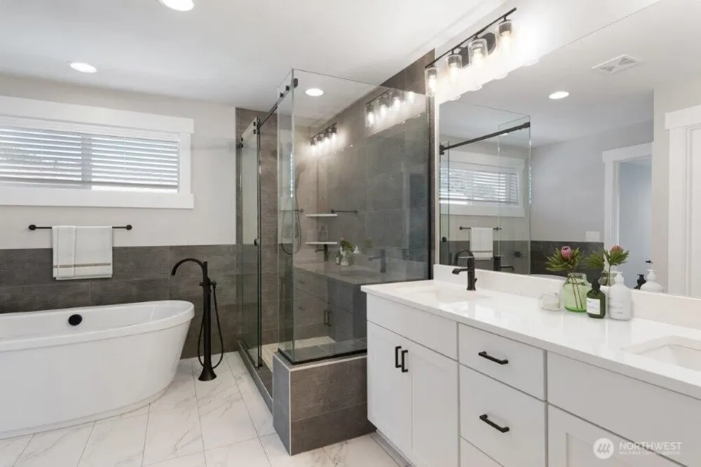 7544 S 129th Place Seattle, WA 98178