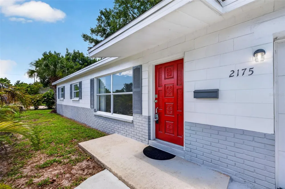 2175 43RD AVENUE St Petersburg, FL 33714