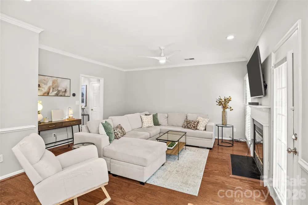 5933 Fitzwilliams Lane Charlotte, NC 28270