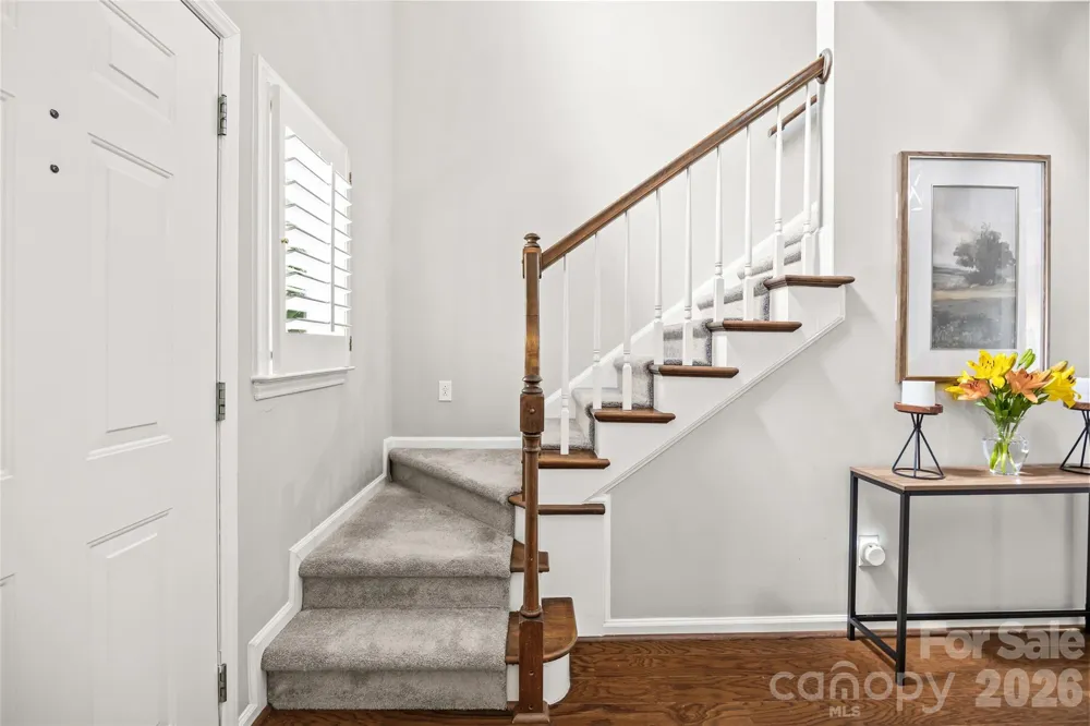 5933 Fitzwilliams Lane Charlotte, NC 28270