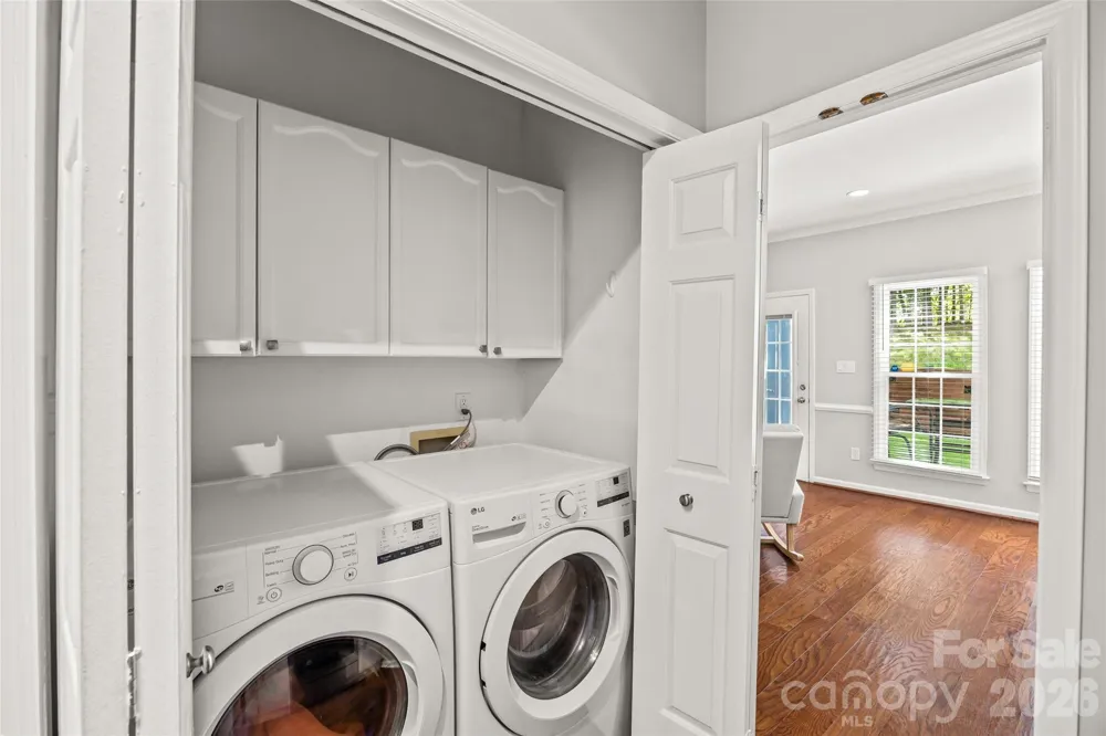 5933 Fitzwilliams Lane Charlotte, NC 28270