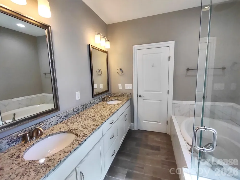 6432 Fairway Row Lane Charlotte, NC 28277