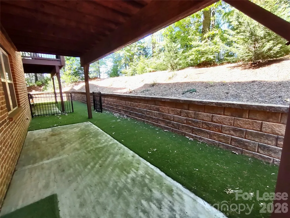 6432 Fairway Row Lane Charlotte, NC 28277
