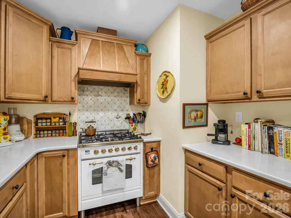 101 Plato Place Etowah, NC 28729