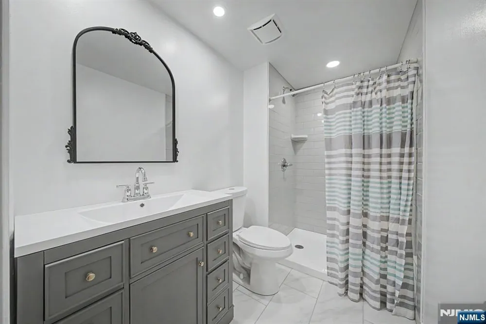 16 Foulton Terrace Sussex, NJ 07461