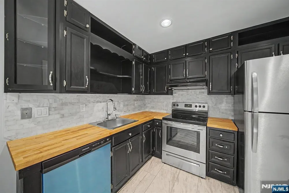 16 Foulton Terrace Sussex, NJ 07461