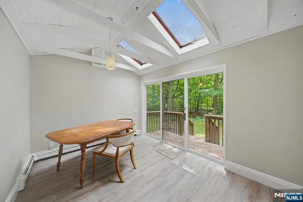 16 Foulton Terrace Sussex, NJ 07461