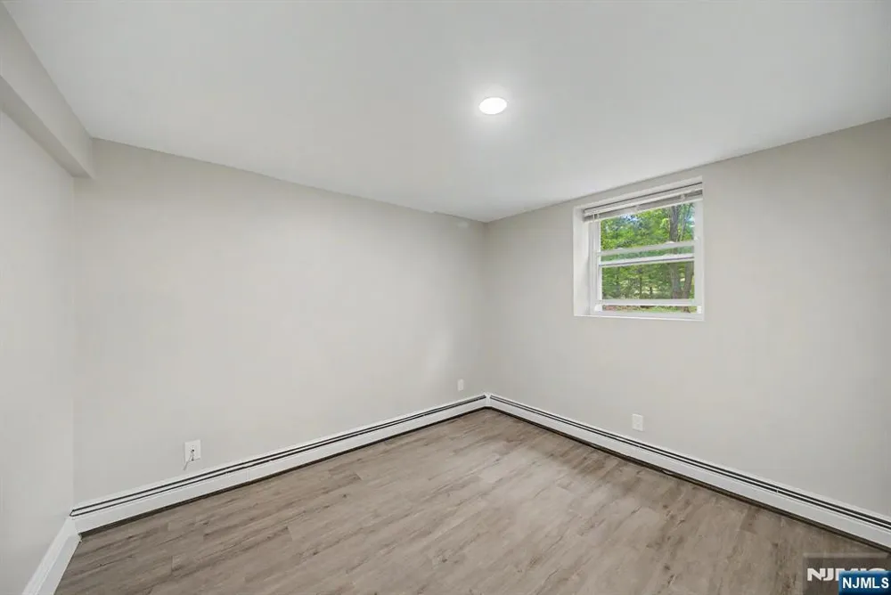16 Foulton Terrace Sussex, NJ 07461
