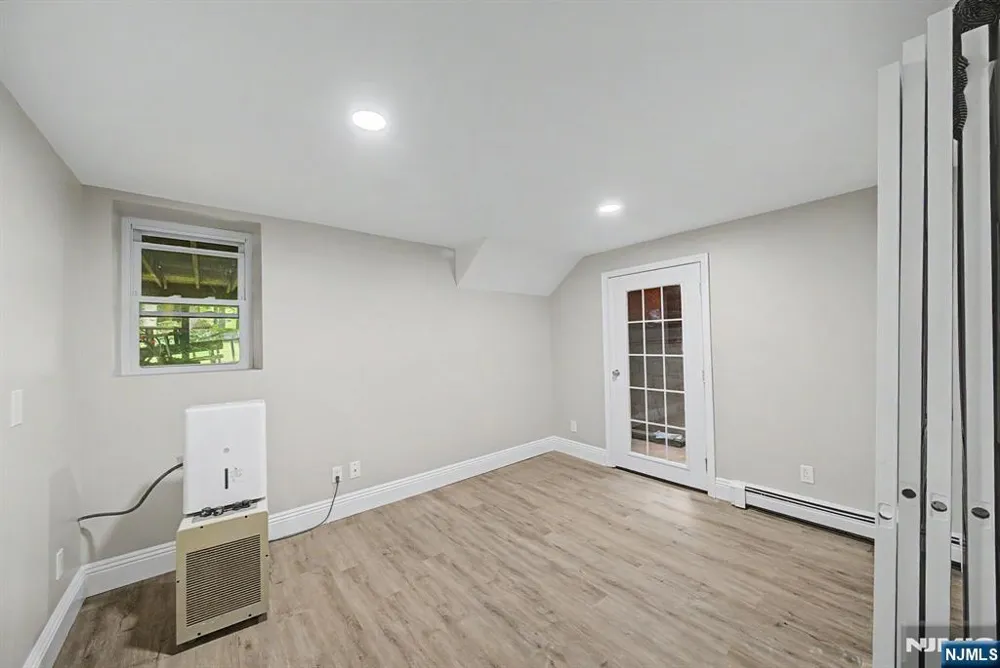 16 Foulton Terrace Sussex, NJ 07461